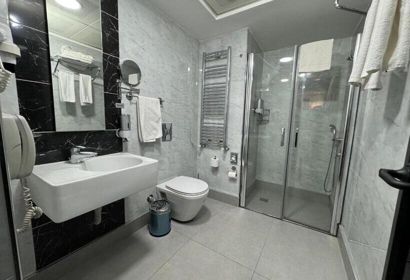 Standard Triple Interior Room, The Hotel Beyaz Saray & Spa   Special Category