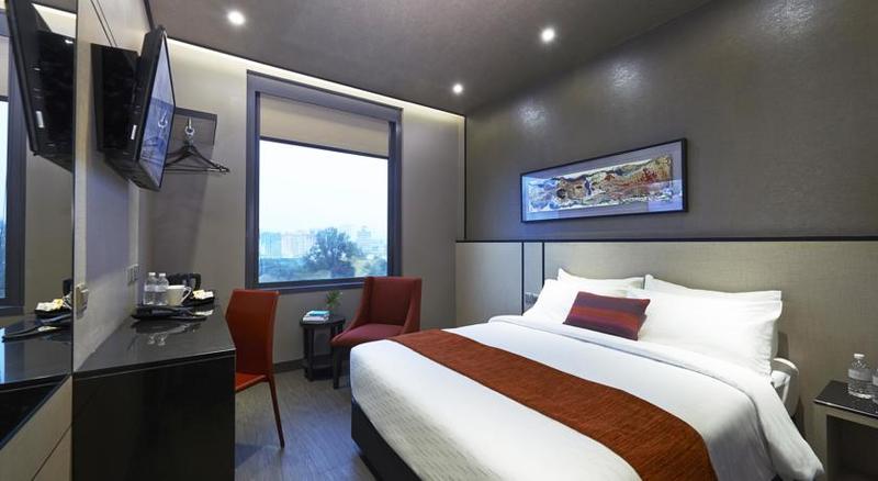 Premium Room, Boss