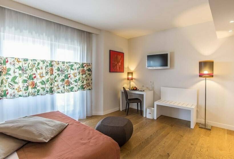 Standard Triple Room, Caravel