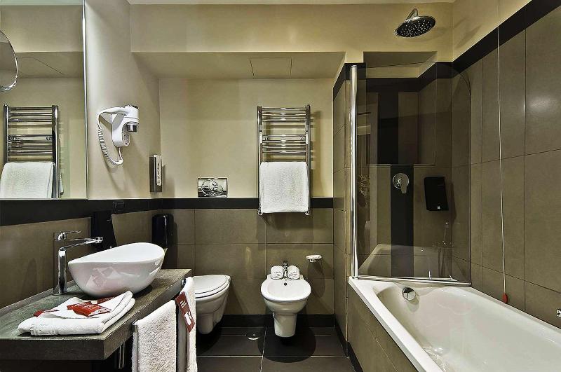 Standard Room, Caravel