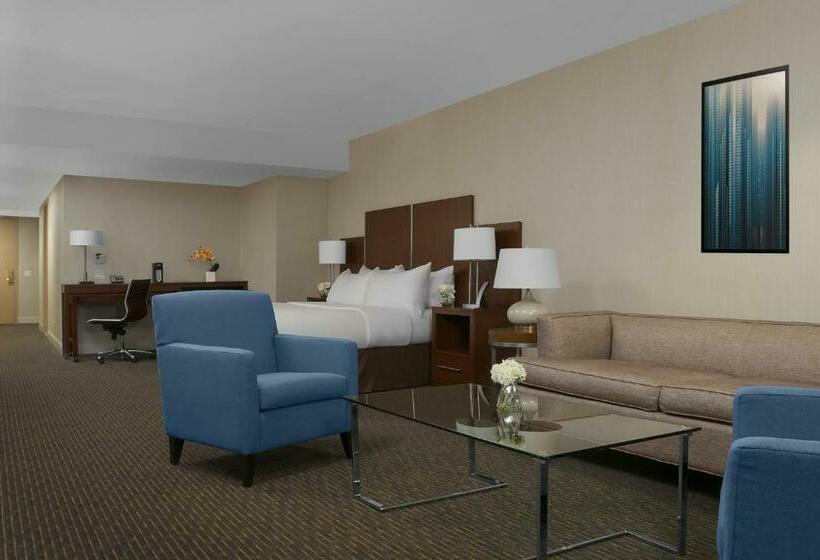 Junior Suite, The Manhattan at Times Square