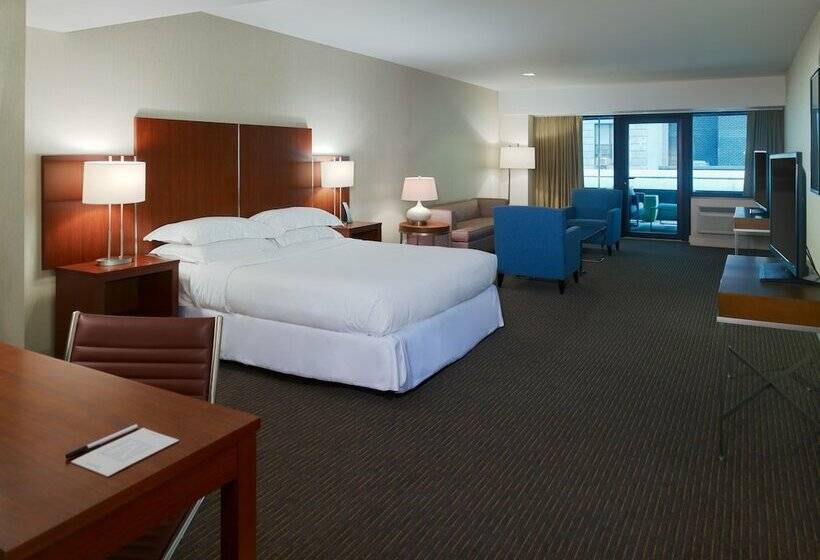 Junior Suite, The Manhattan at Times Square