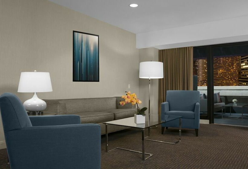 Junior Suite, The Manhattan at Times Square