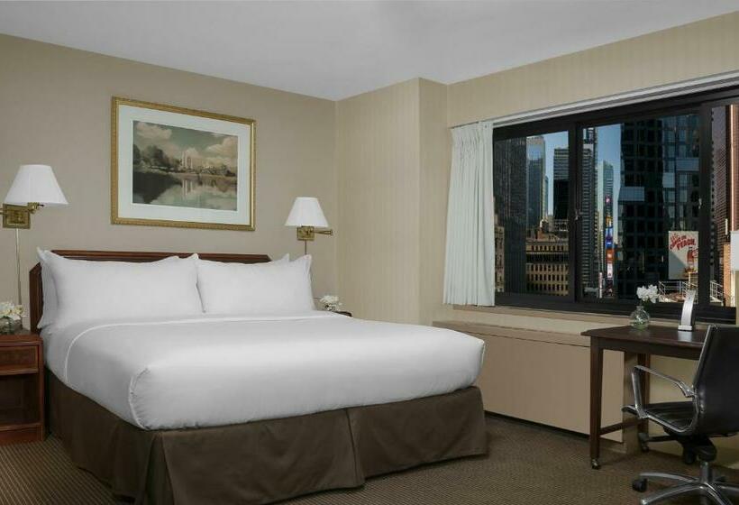Standard Room, The Manhattan at Times Square