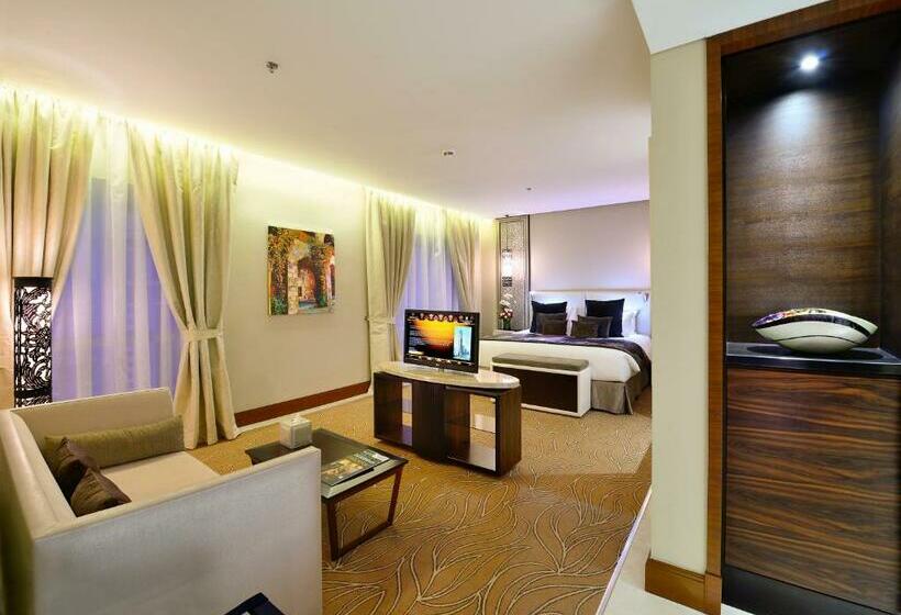 Deluxe Suite, The Tower Plaza Hotel Dubai