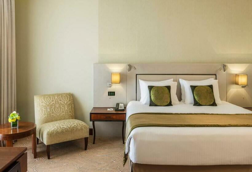 Superior Room, The Tower Plaza Hotel Dubai