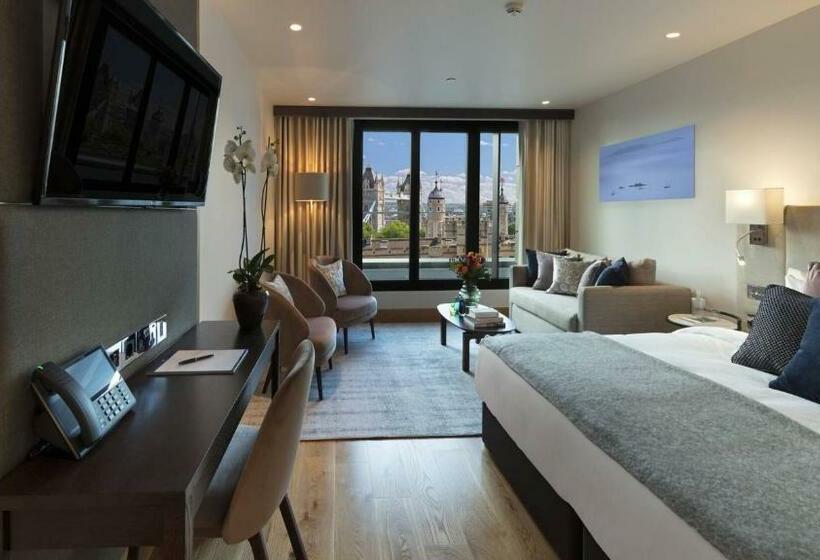 Superior Studio, Tower Suites By Blue Orchid