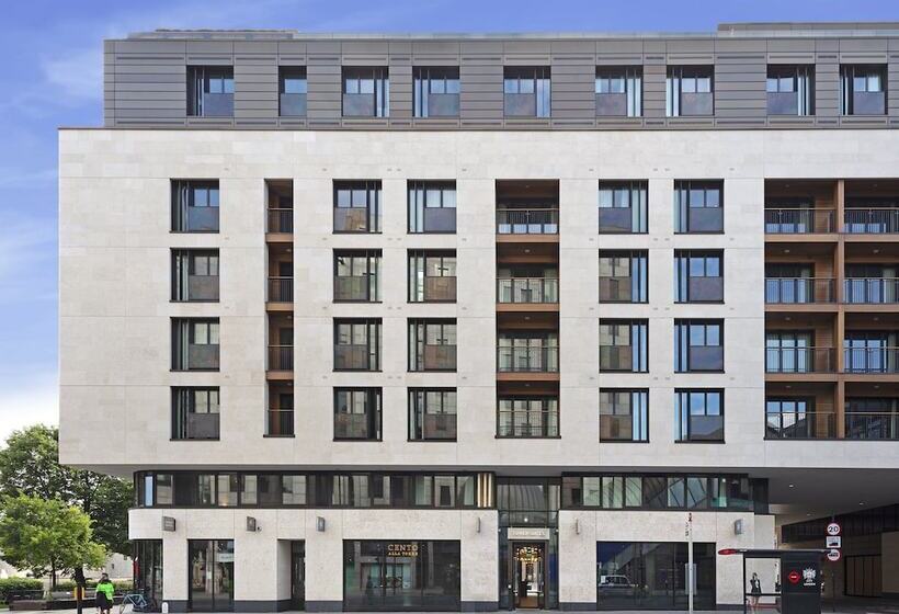 Executive Studio, Tower Suites By Blue Orchid