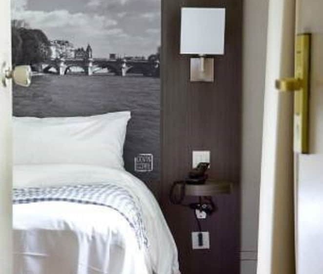 Standard Room, Victoria