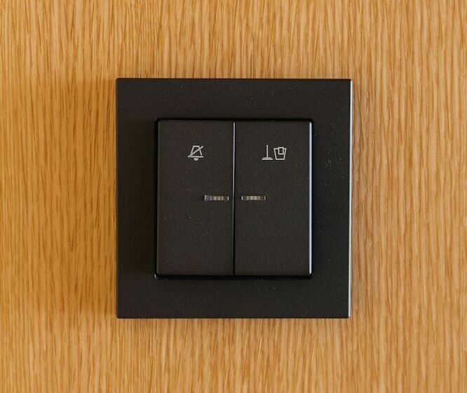 Executive Suite, Lumen Hotel & The Lisbon Light Show