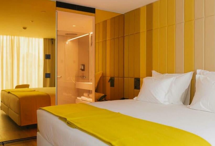 Family Suite, Lumen Hotel & The Lisbon Light Show