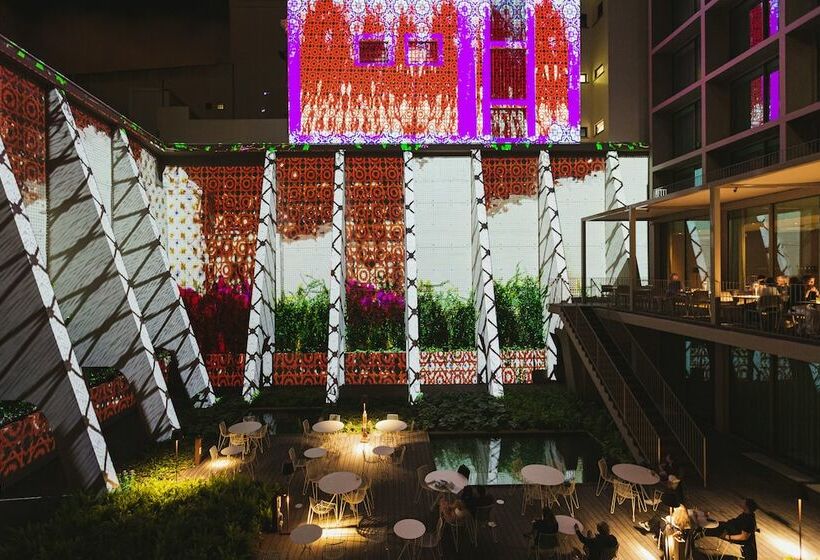 Standard Connecting Room, Lumen Hotel & The Lisbon Light Show