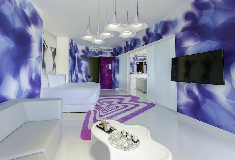 Penthouse Room, Temptation Cancun Resort  All Inclusive  Adults Only